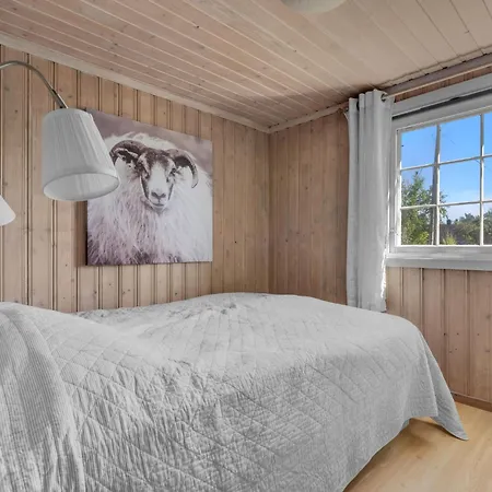 Holiday home Torebu - Sow108 By Interhome *